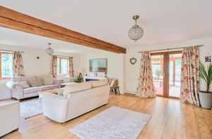 Sitting room- click for photo gallery